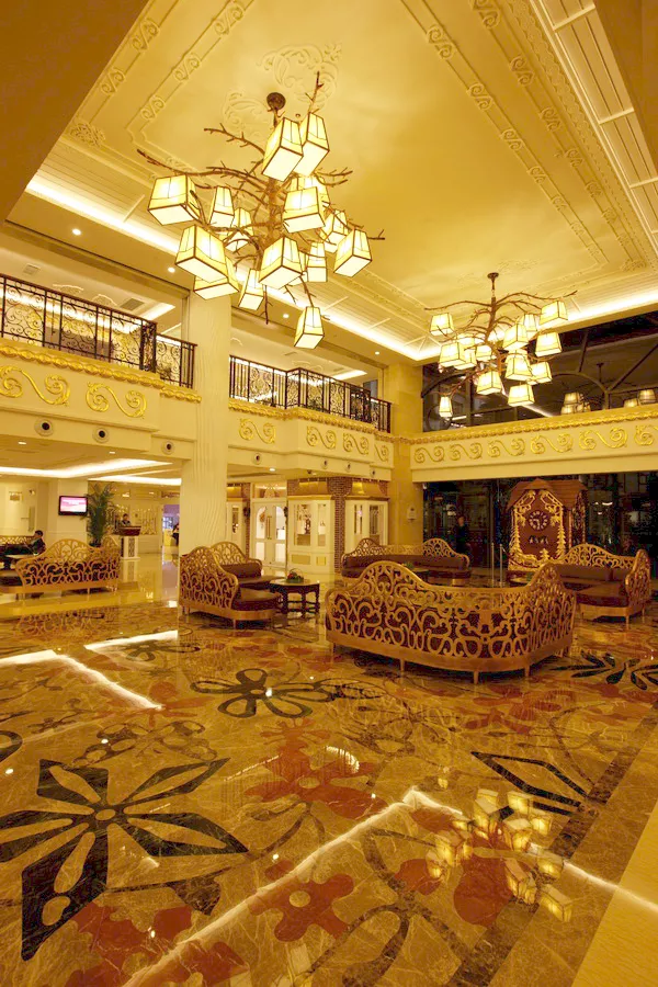 深圳东部华侨城咕咕钟酒店照明设计