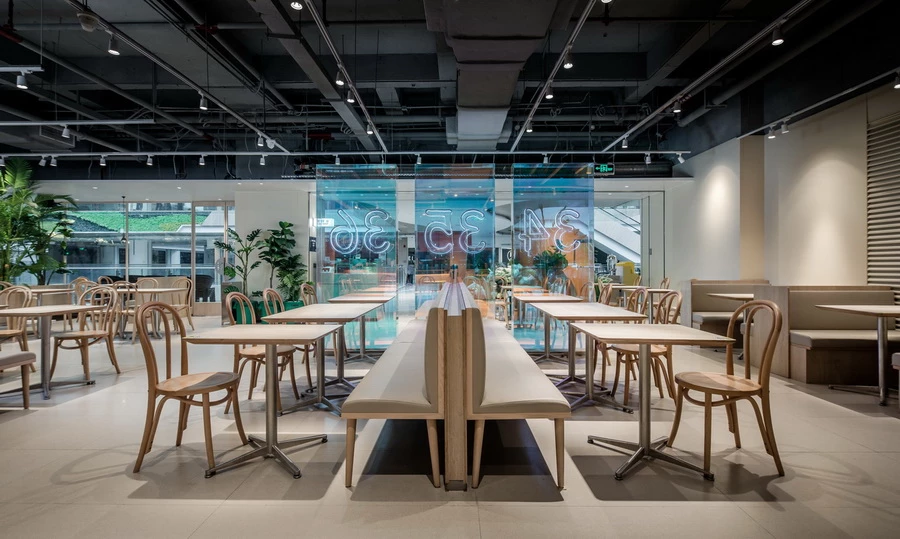 卡朋广州越秀店照明设计--埃素灯光设计