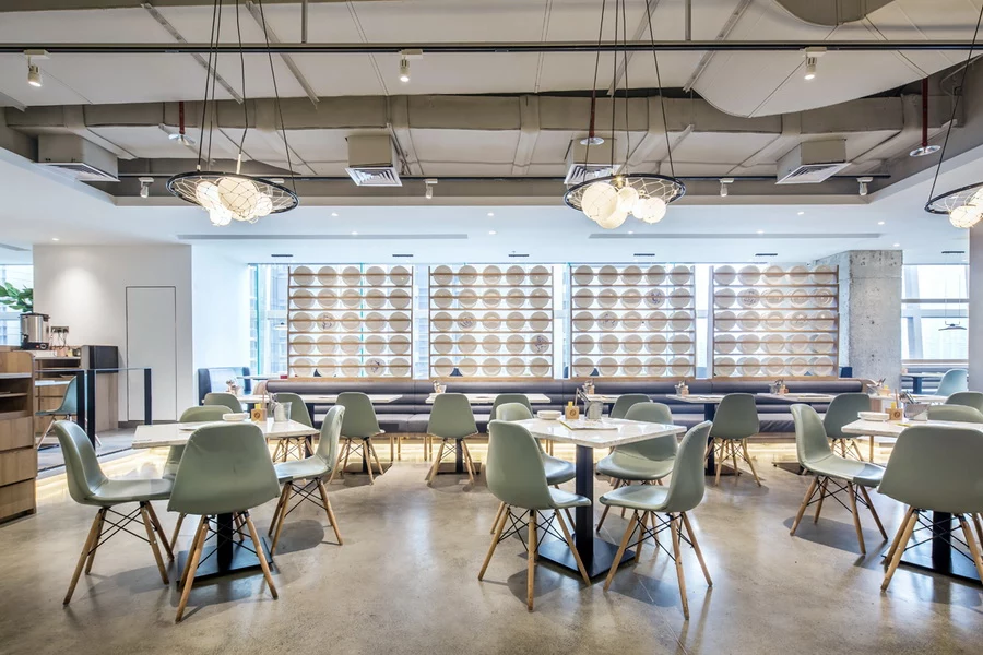 埃素灯光设计案例之卡朋广州太阳新天地店