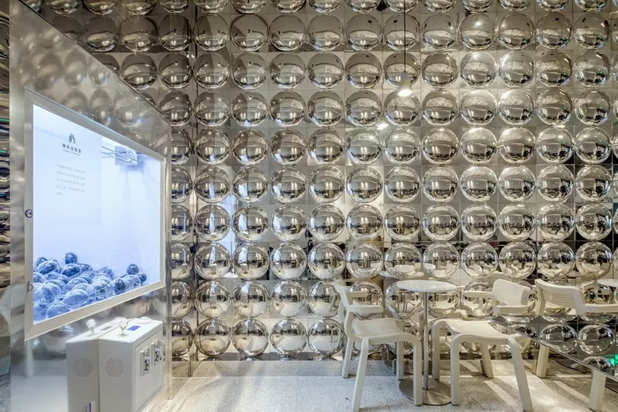 喜茶武汉楚河汉街店照明顾问