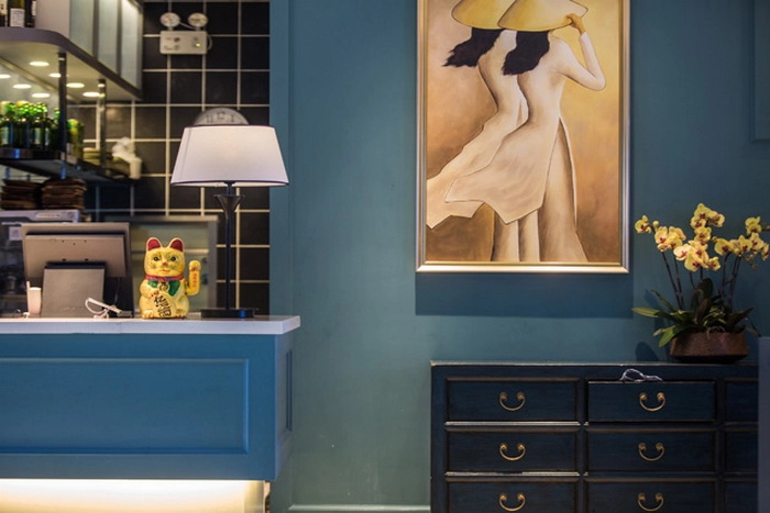 美奈小馆九方店灯光顾问--埃素灯光设计