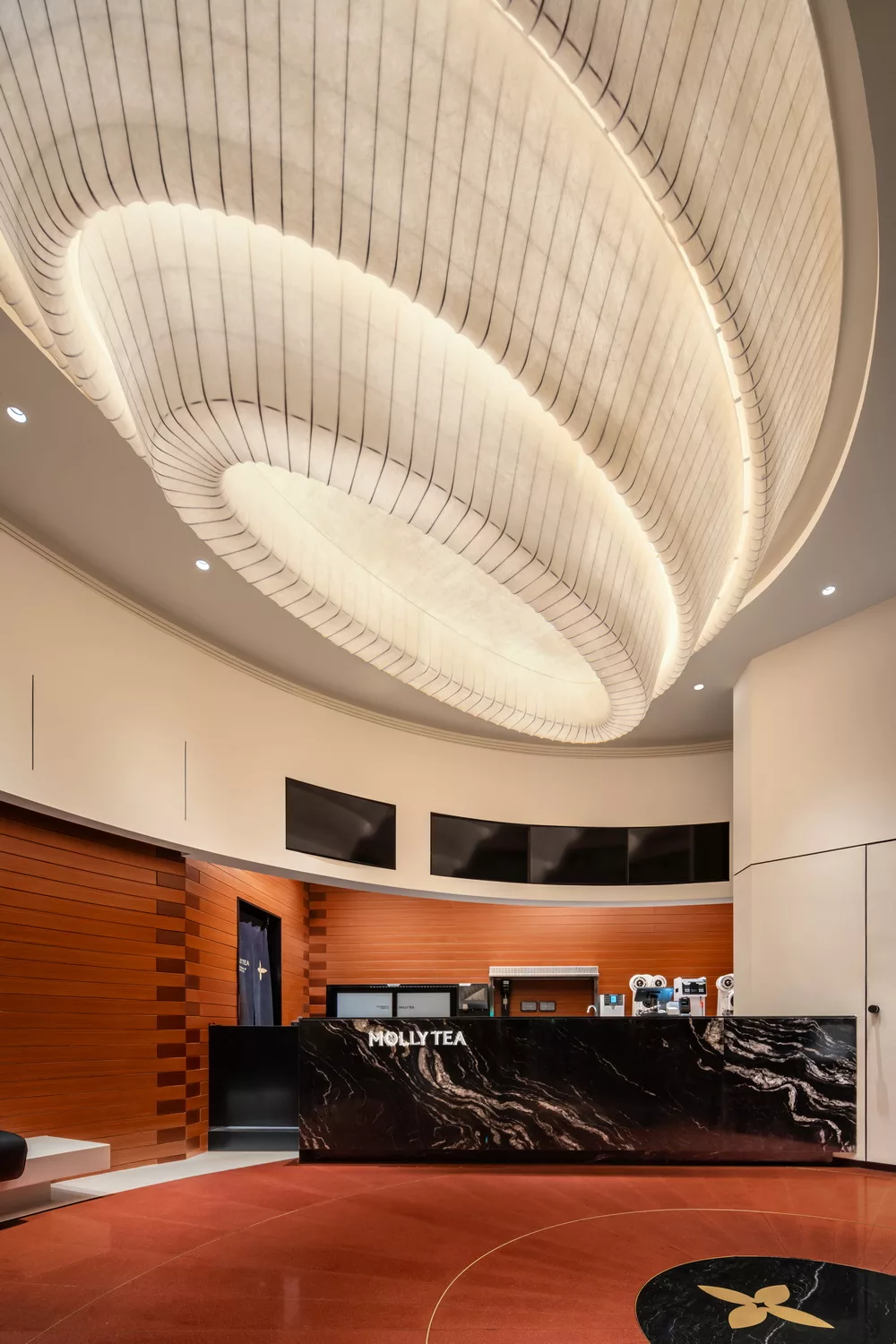 茉莉奶白海岸城店灯光设计-- 突破照明界限的灯具